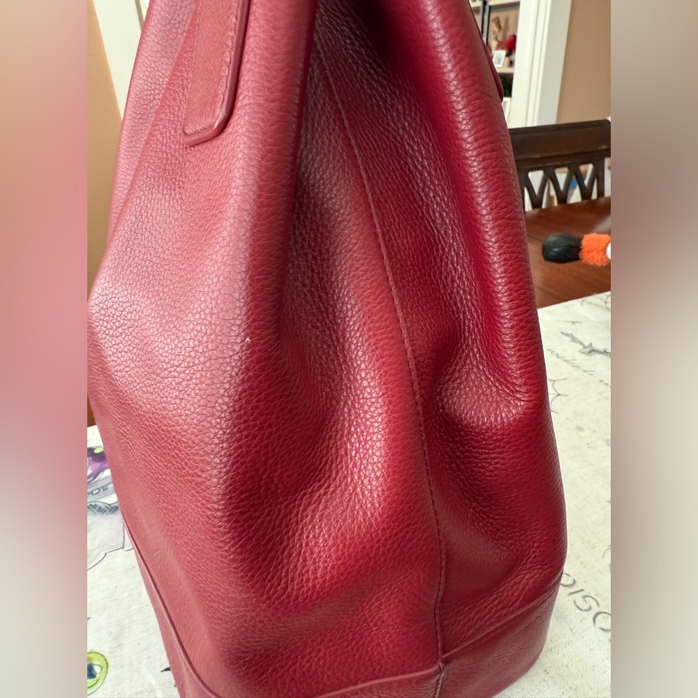 Tory Burch Cherry Red Leather  bucket bag Tote - Picture 7 of 9